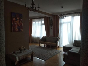 Avlabari Old Town Residence